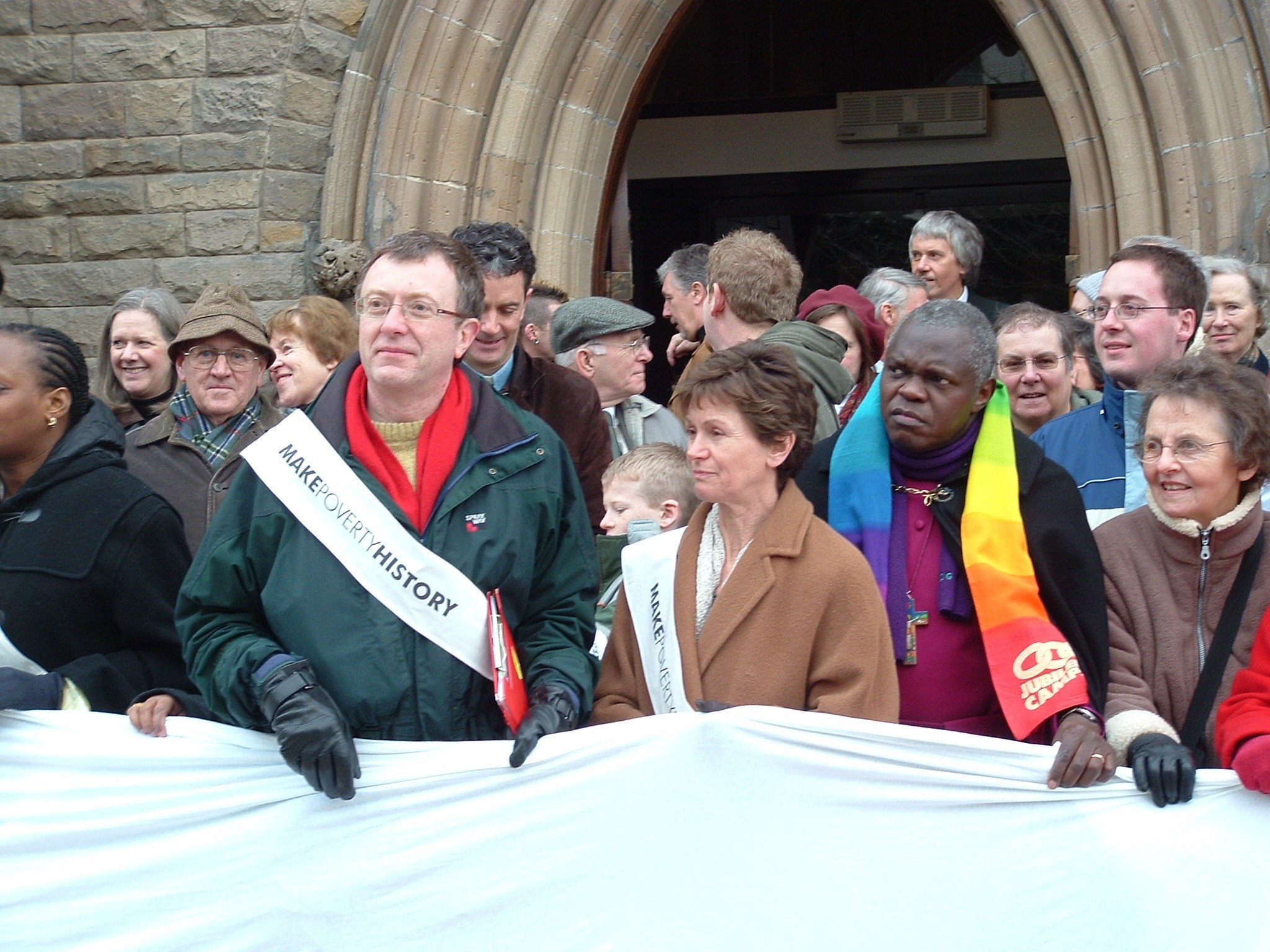 Lynne Jones MP with Richard Burden MP, Bishop Sentamu and make poverty history campaigners