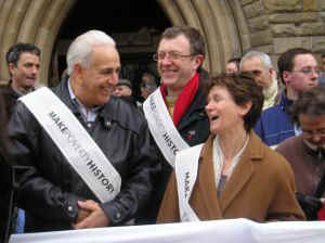 Lynne Jones, Richard Burden and Don McLean, wearing make poverty history sashes