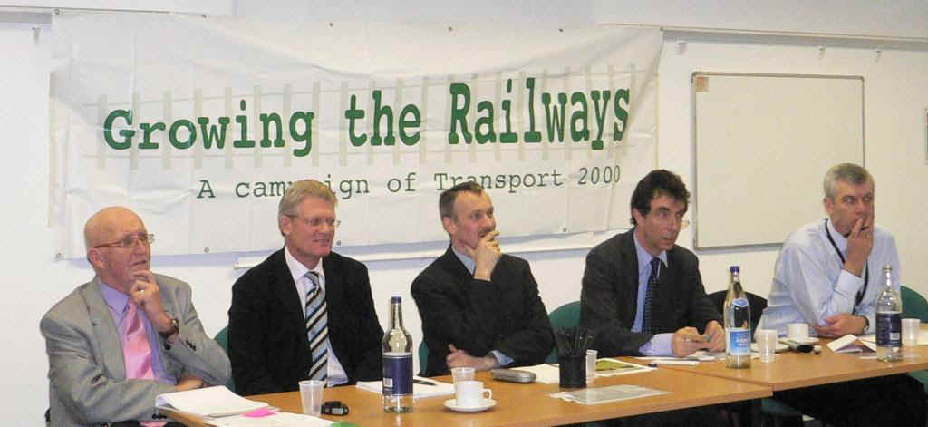 Growing the Railways launch 03.07 COMPRESSED.JPG (74499 bytes)